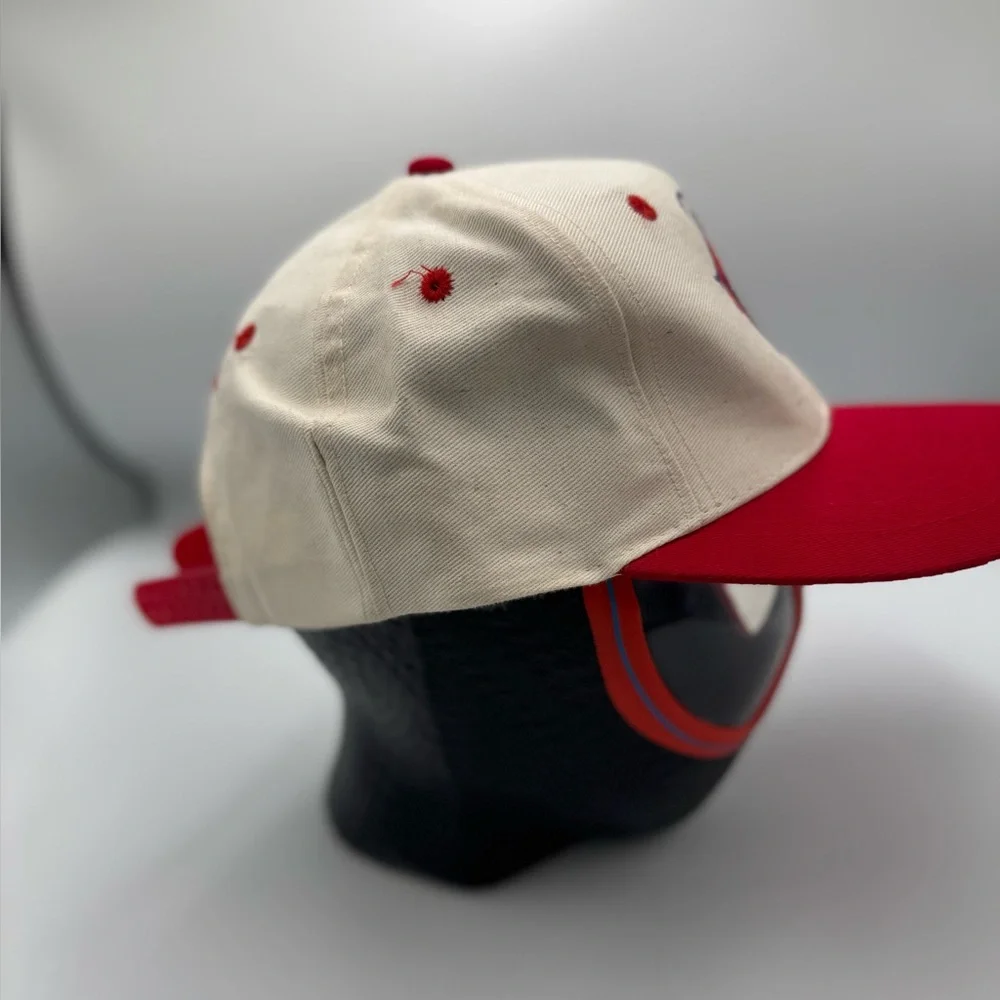 Vintage Elmo Hat Cap Snap Back White Red Sesame Street Cartoons Mens